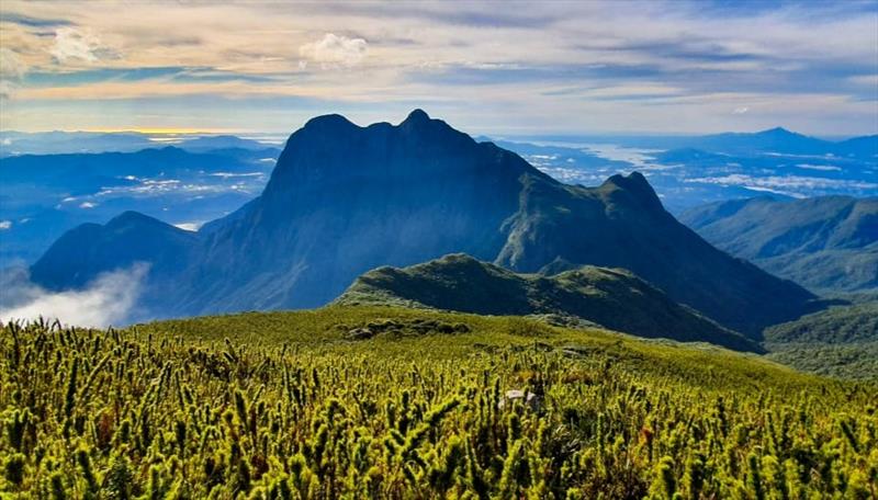 Muito procurado por aventureiros, o Pico Paraná é a montanha mais alta do estado e da Região Sul do Brasil. Foto: Divulgação