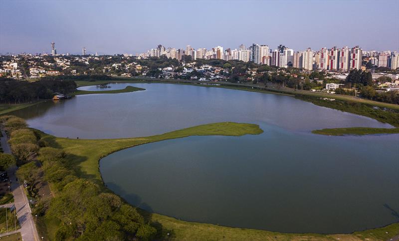 Prefeitura de Curitiba e SPVS lançam cartilha com metodologia para mitigar os efeitos das mudanças climáticas. Foto: Daniel Castellano/SMCS