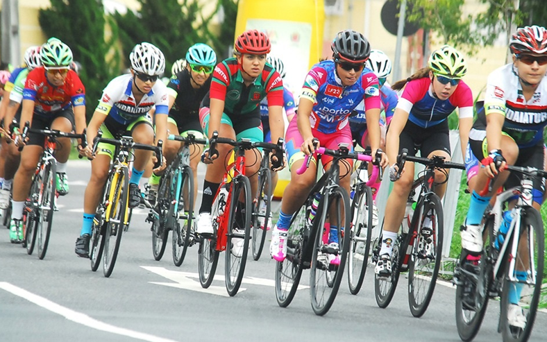 Primeiro fim de semana do outono traz ciclismo, piscina e brincadeiras